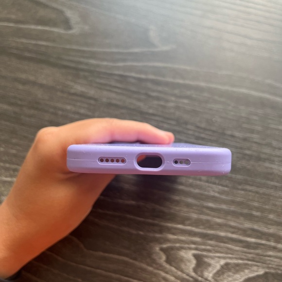 Étui de iPhone 13 en silicone - Picture 5 of 6